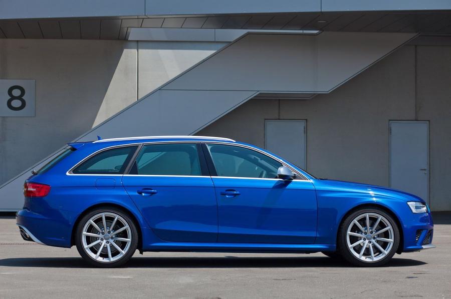  Audi RS4 Avant (B8, 8K) 2012 года  (WW) (фото 31 из 114)